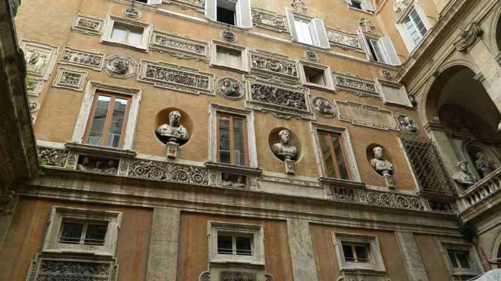 Casa Funari Rom
